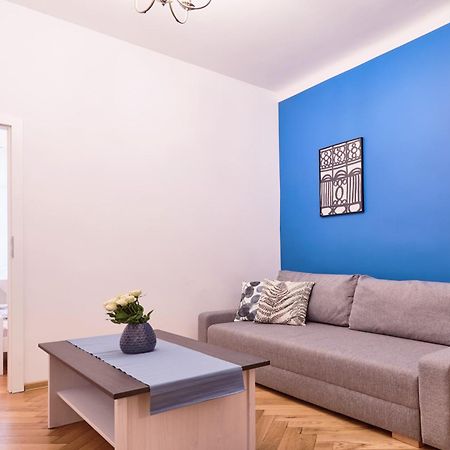 Spacious Apartments Zyblikiewicza Street Krakow Bagian luar foto